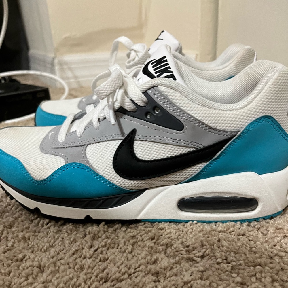 Nike women’s Excee size 7.5 lightly used